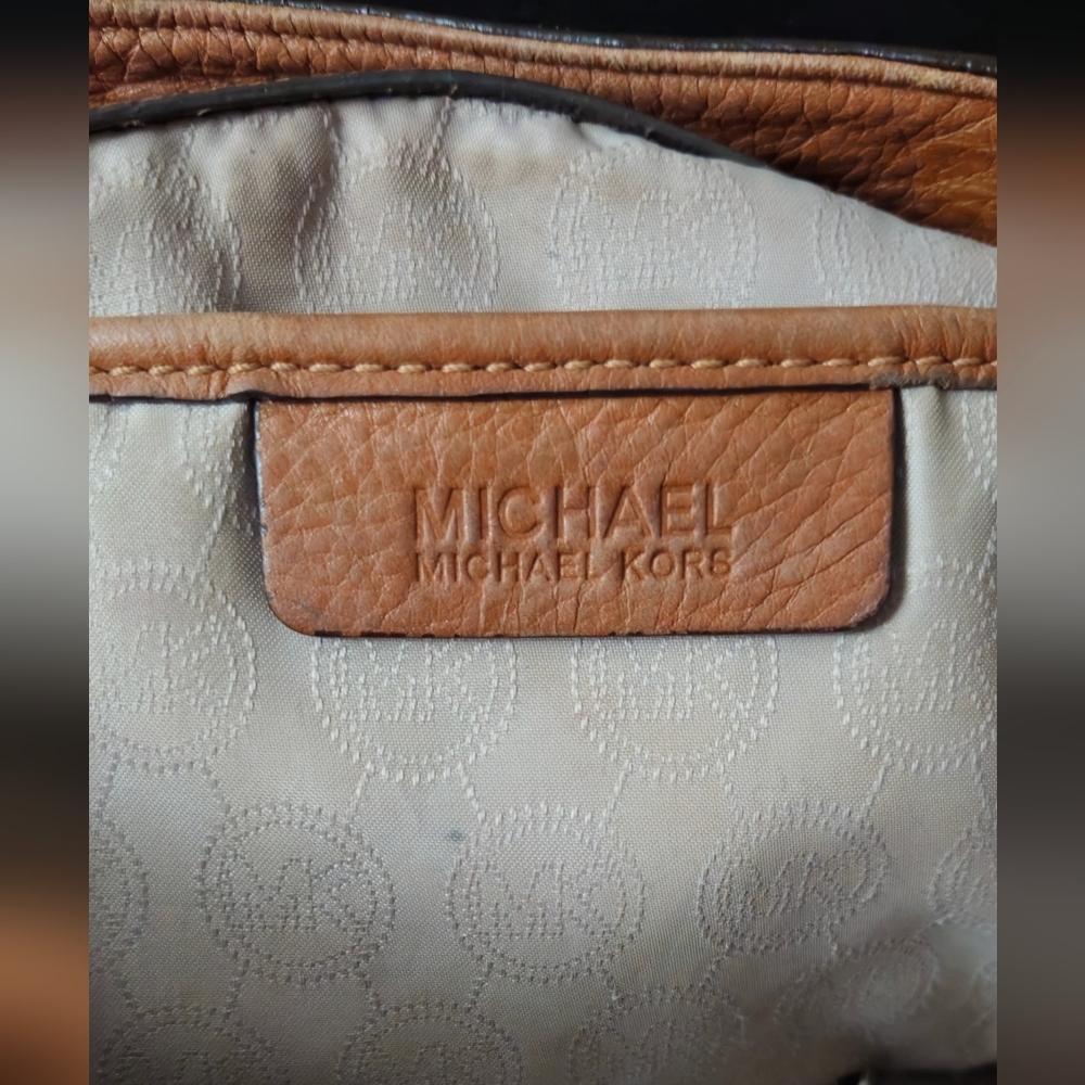 Michael Kors Tan Leather Hobo Bag - Picture 5 of 12